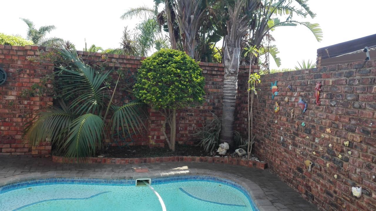 Humewood Home Stay Port Elizabeth Exteriör bild