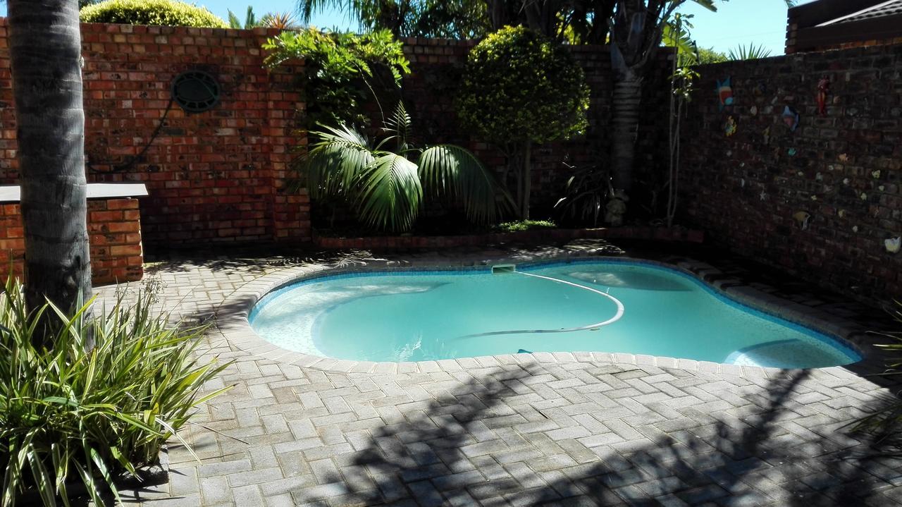 Humewood Home Stay Port Elizabeth Exteriör bild